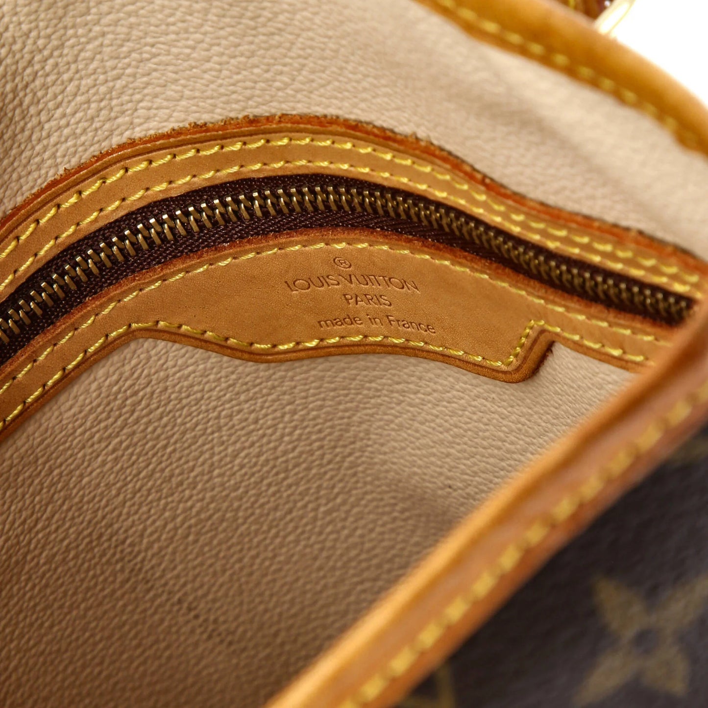 Louis Vuitton Petit Bucket Bag Monogram Canvas