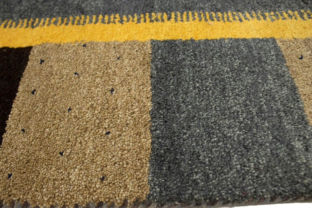 Handmade Indo-Gabbeh Oriental Rug Geometric