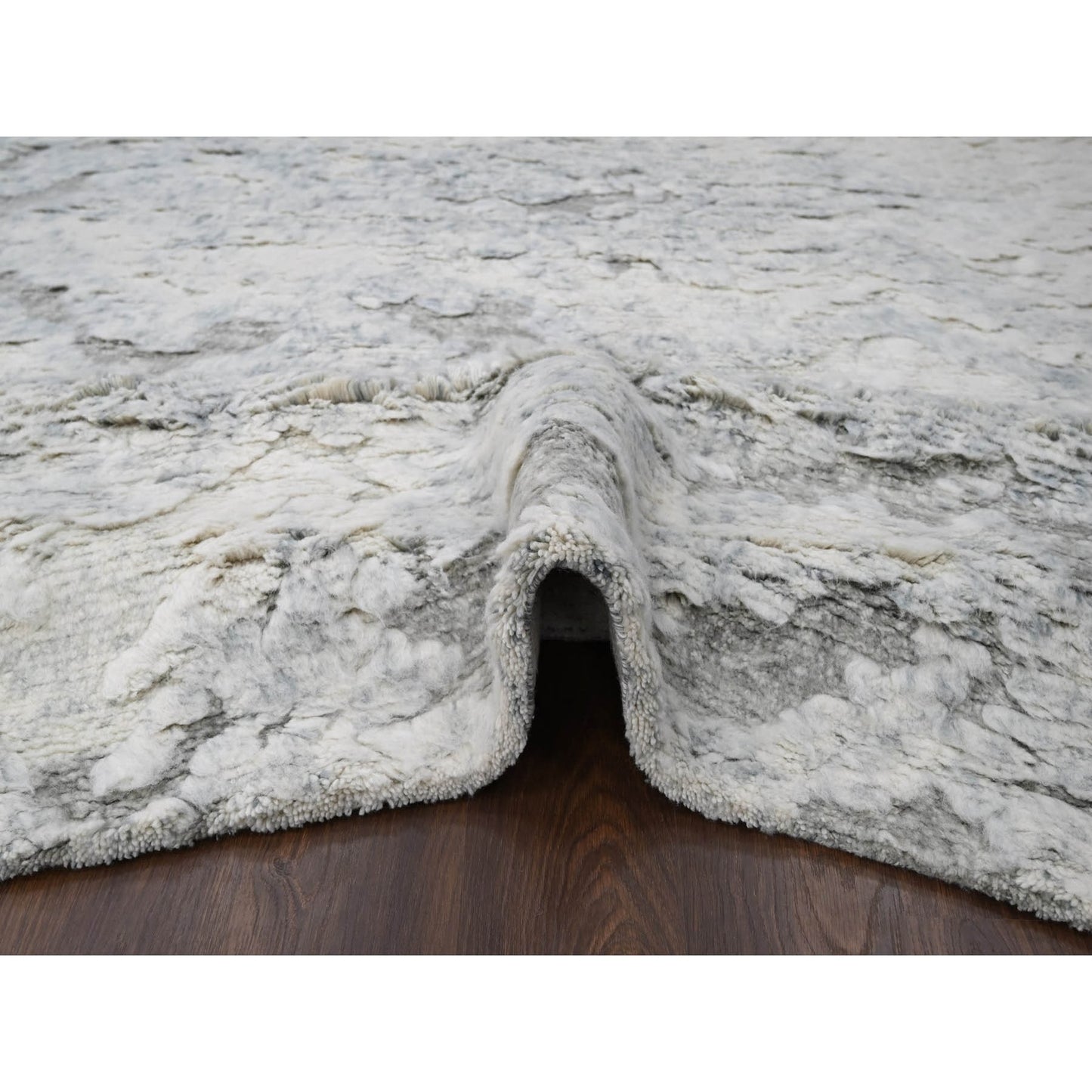 8'X9'10" Ivory Thick & Plush Moroccan Contemporary Wool Hand Knotted Rug