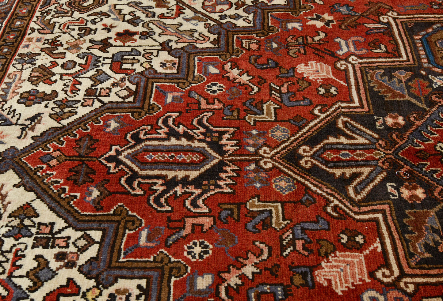 Handmade Serapi Heriz Oriental Rug 7X9 Ft Vintage