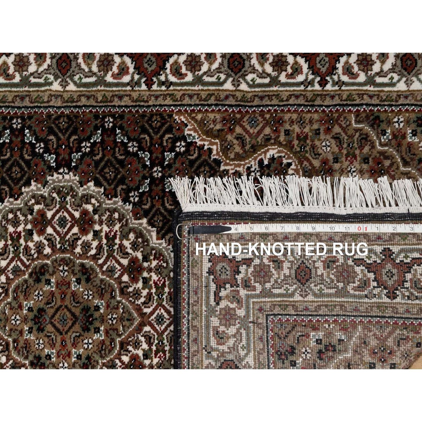 3'2"X5'4" Black Hand Knotted Rug Tebraz Mahi Medallion Design Pure Wool 175