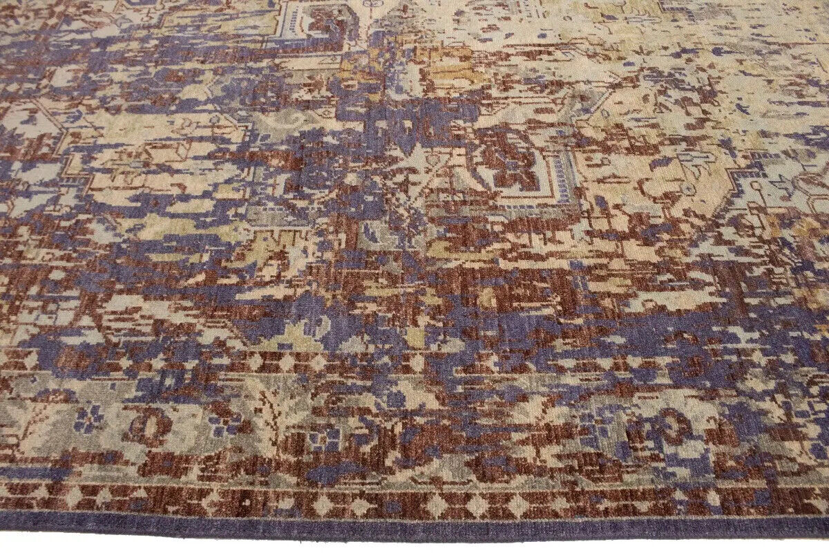Distressed Floral Heriz Serapi Oriental Rug