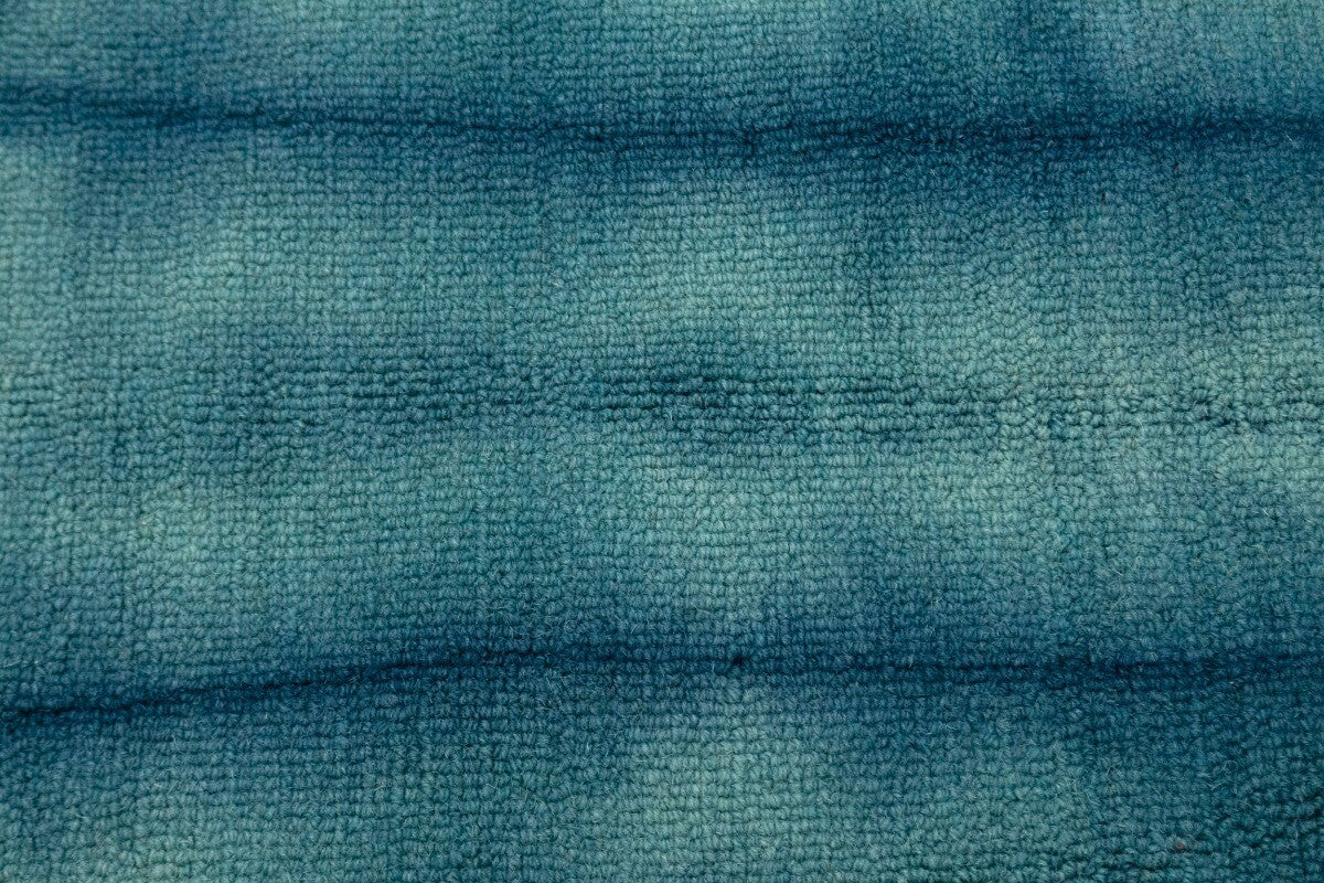 Hand-Tufted Ocean Blue Tie-Dye Wool Rug Modern