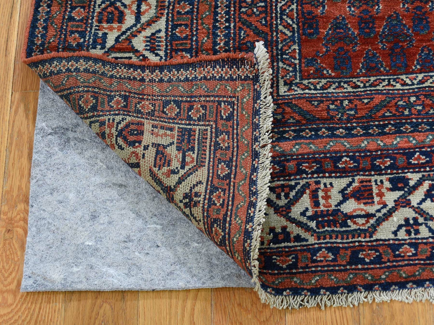4'5"X6'5" Antique Farsian Serriband Good Condition Hand-Knotted Rug
