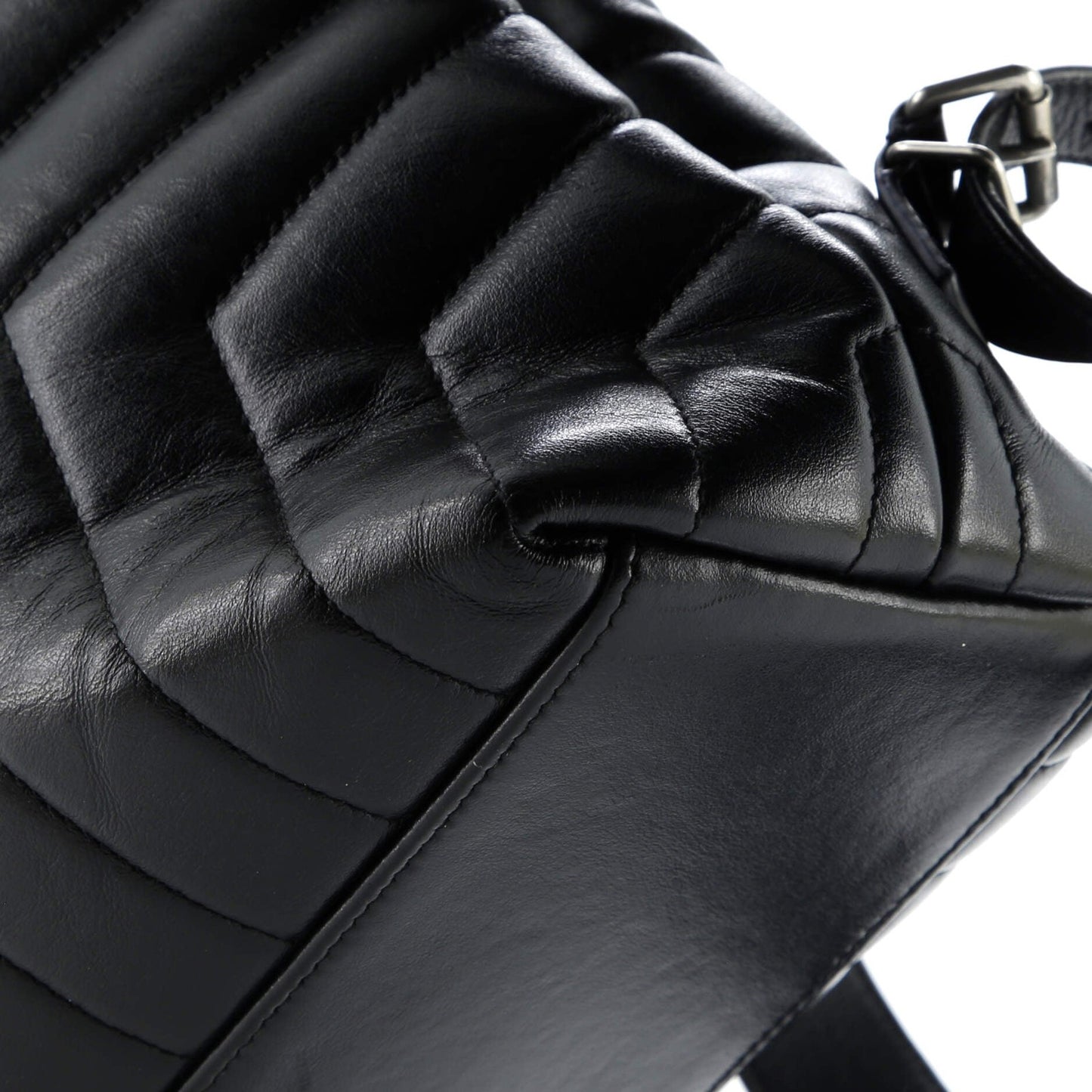 Saint Laurent Loulou Backpack Matelasse Chevron Leather Medium