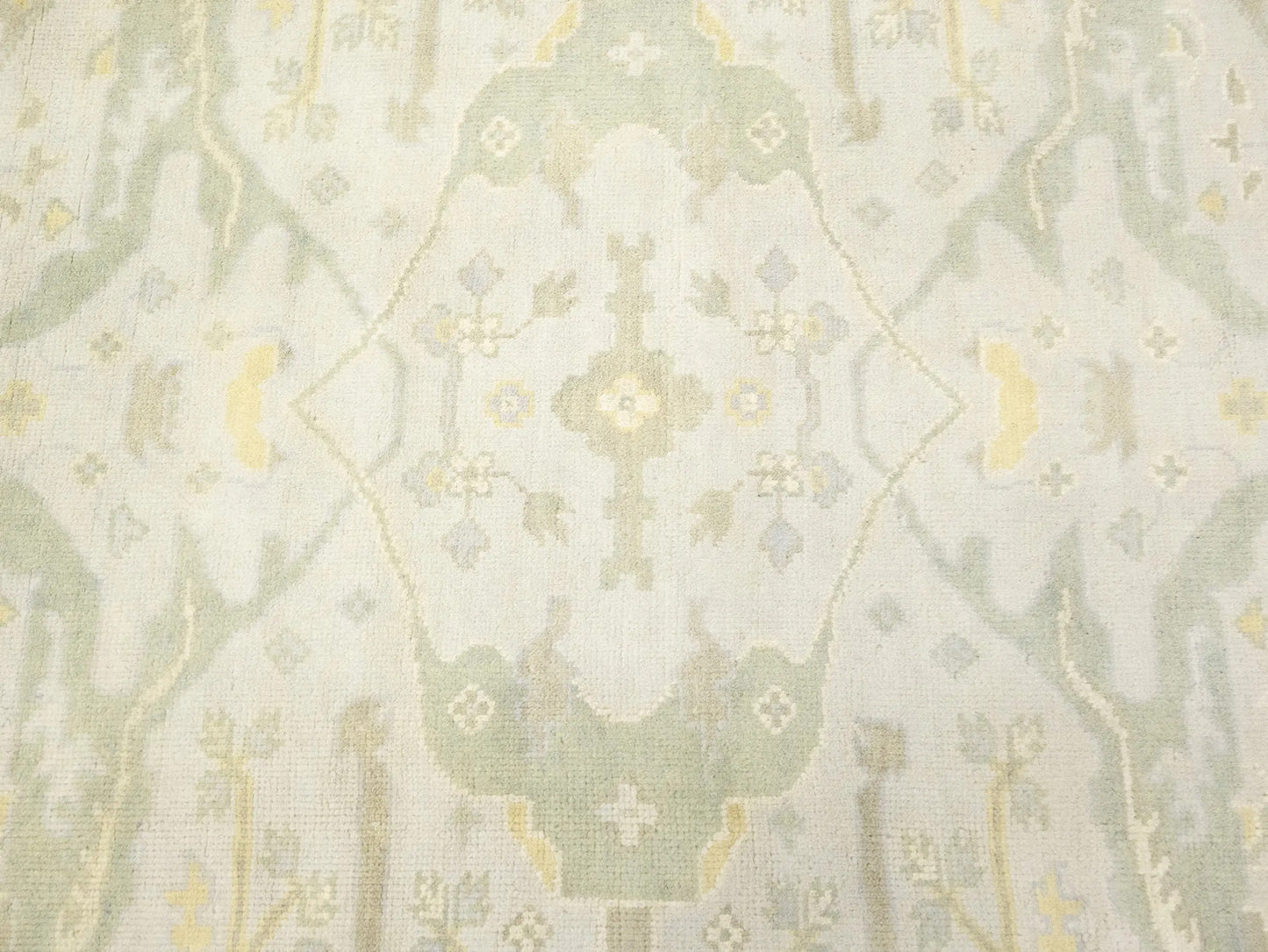Hand-Knotted Cream Round Oushak Chobi Oriental