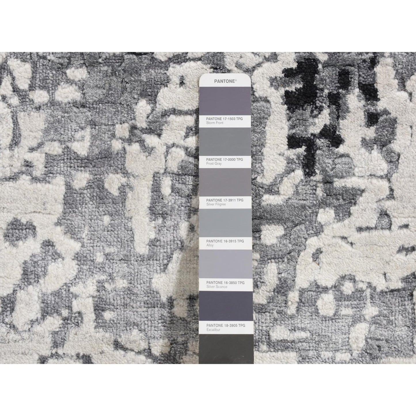 4'2"X13'1" Gray Abstract Design Wool & Silk Hand Knotted Wide Runner Rug