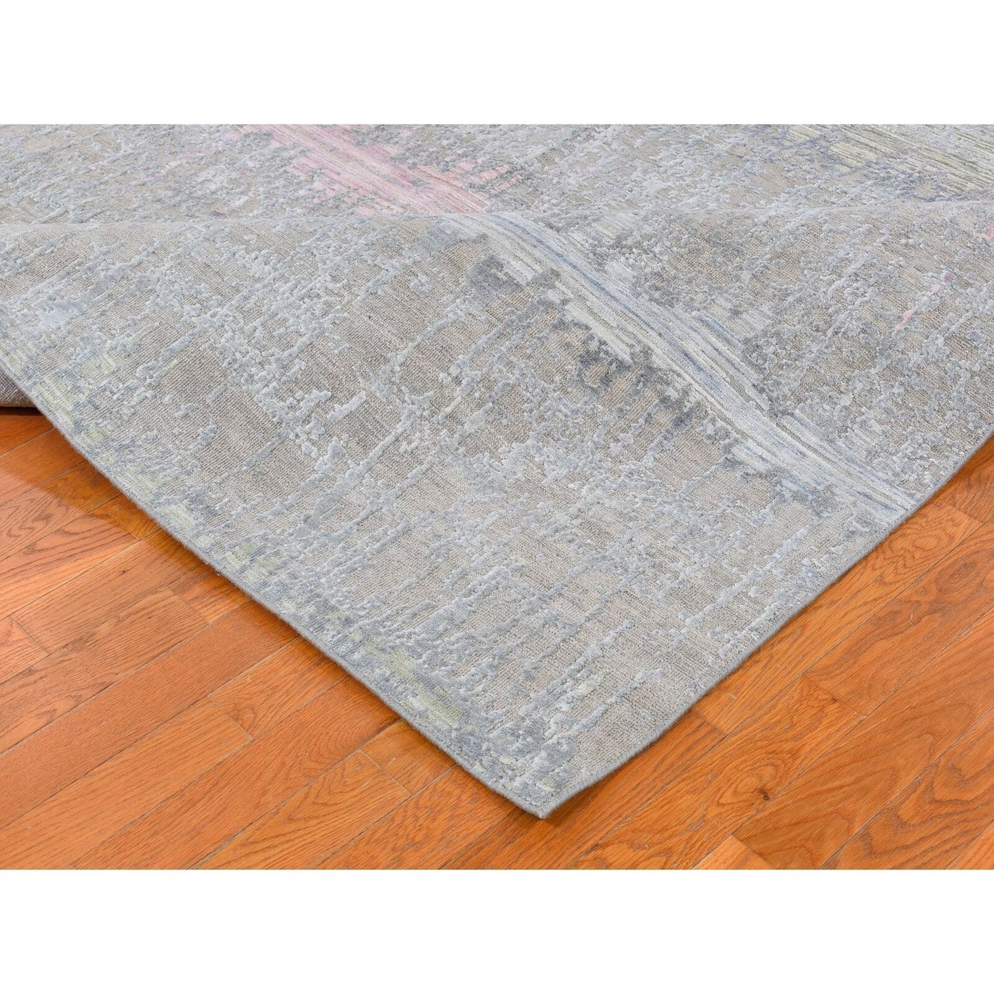 9'X12'5" Pink Cardiac Design Textured Wool And Pure Silk Hand Knotted Rug