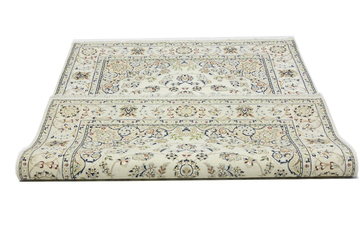 Hand-Knotted Floral Indo-Nain Rug Traditional