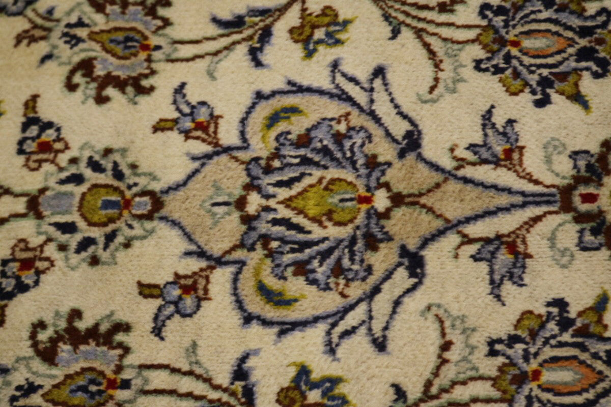 Semi-Antique Traditional Handmade Rug Oriental