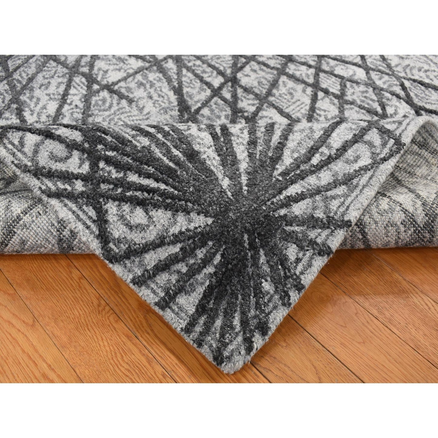 5'6"X7'9" Gainsboro Gray Spider Web Design Wool And Silk Hand Knotted Rug