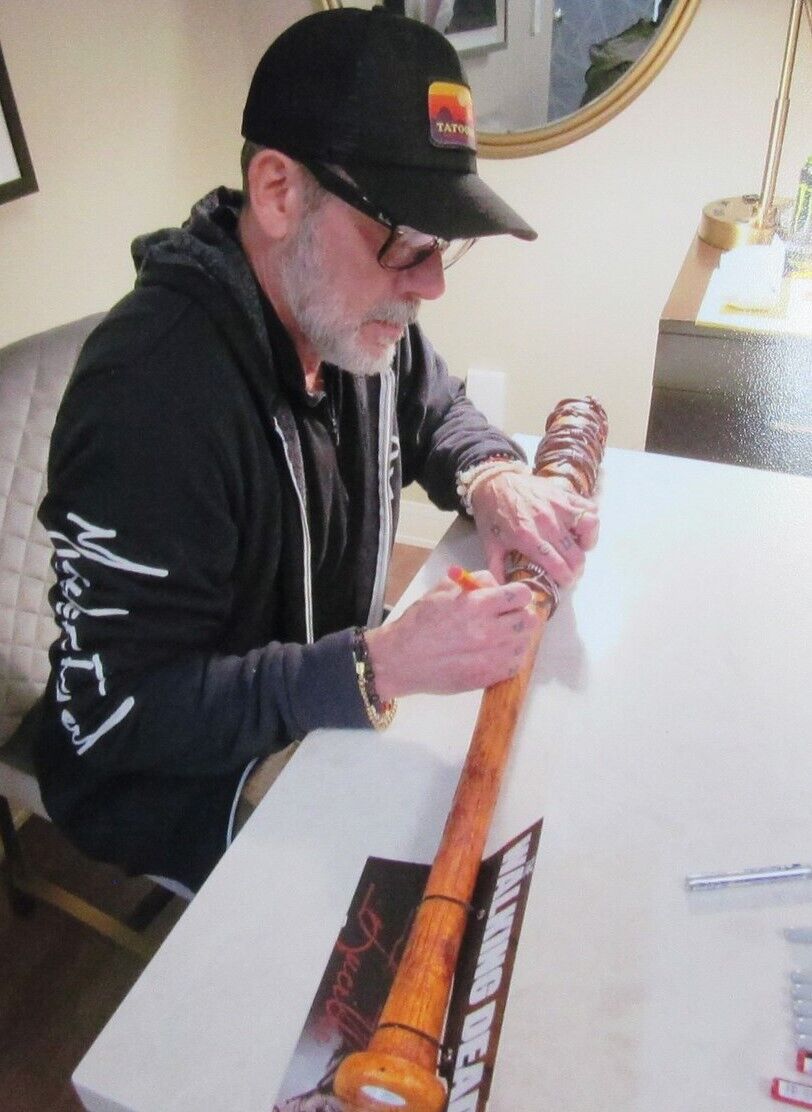Jeffrey Dean Morgan Negan Autographed Lucille