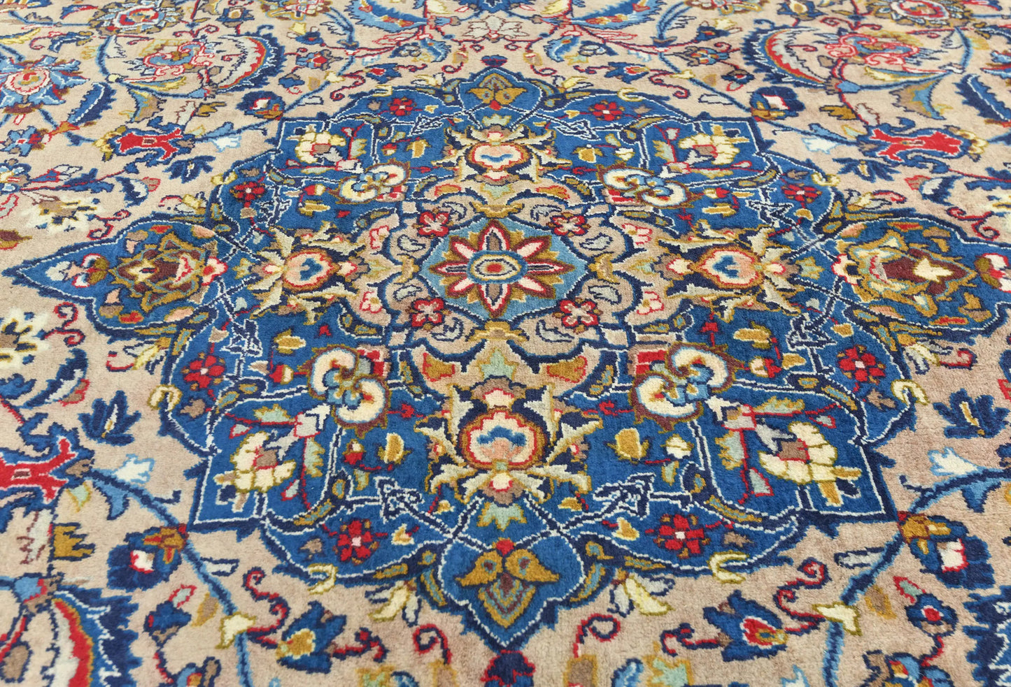 Vintage Handmade Beige Oriental Rug Floral Design