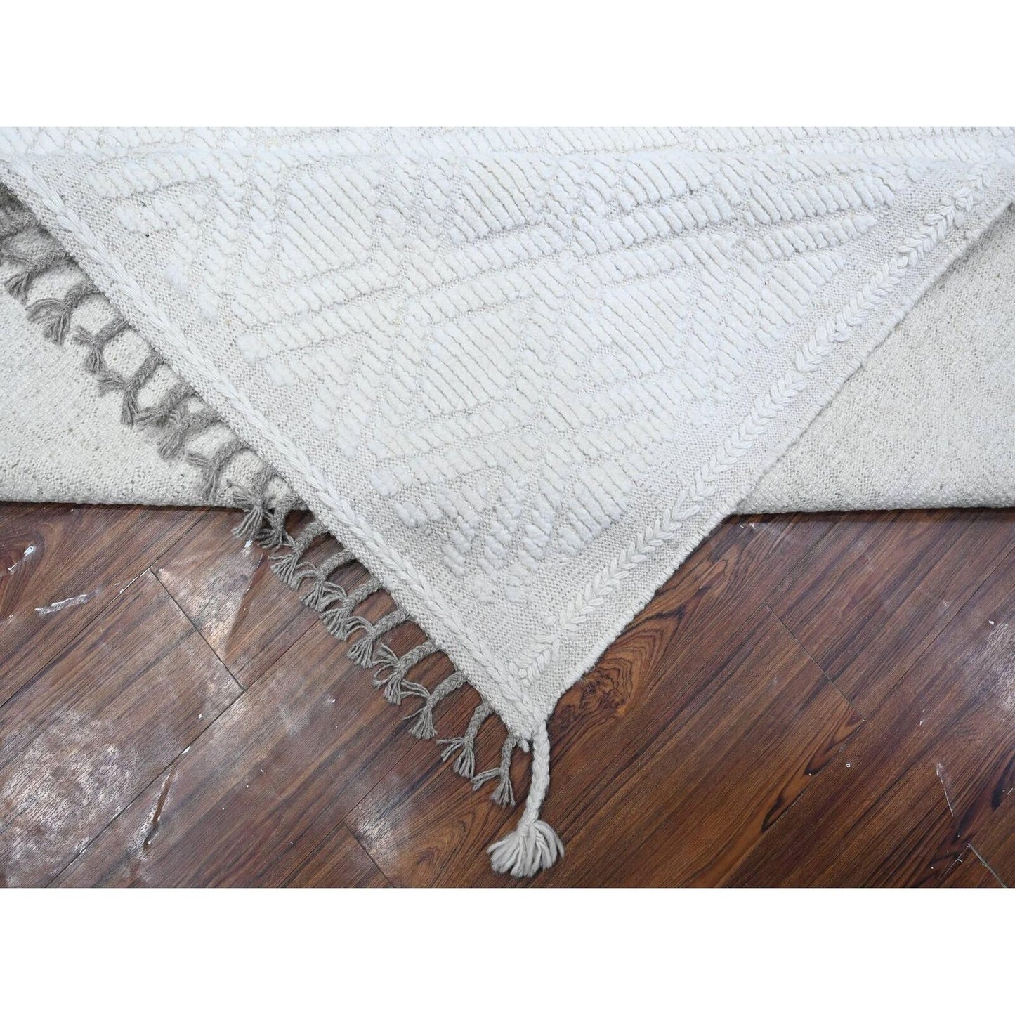 9'1"X12'1" Ivory Hand Knotted Wool Moroccan Diamond Repetitive Design Rug