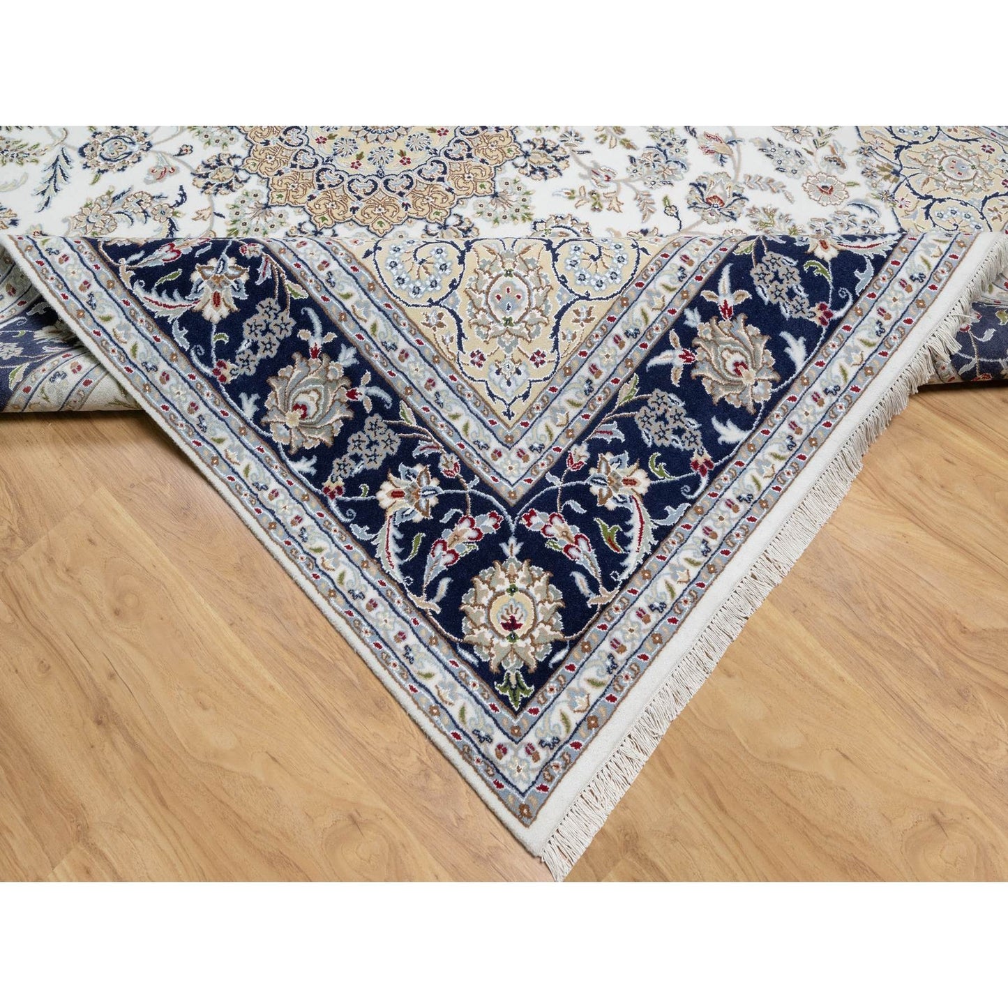 7'10"X10'1" Stone White Nain Design 250 Kpsi Soft Wool Hand Knotted Rug