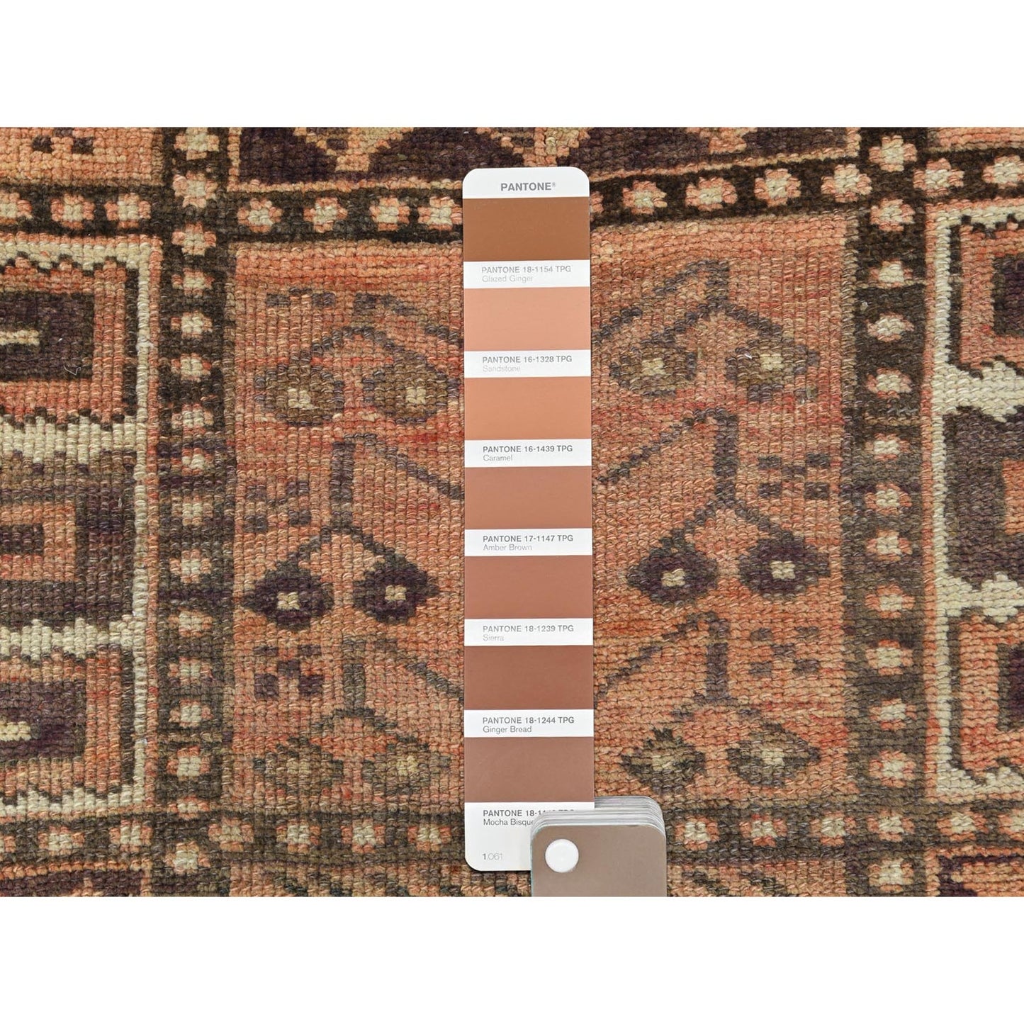 4'9"X7'4" Brown Hand Knotted Vintage Farsian Baktiarjoon Worn Wool Rug