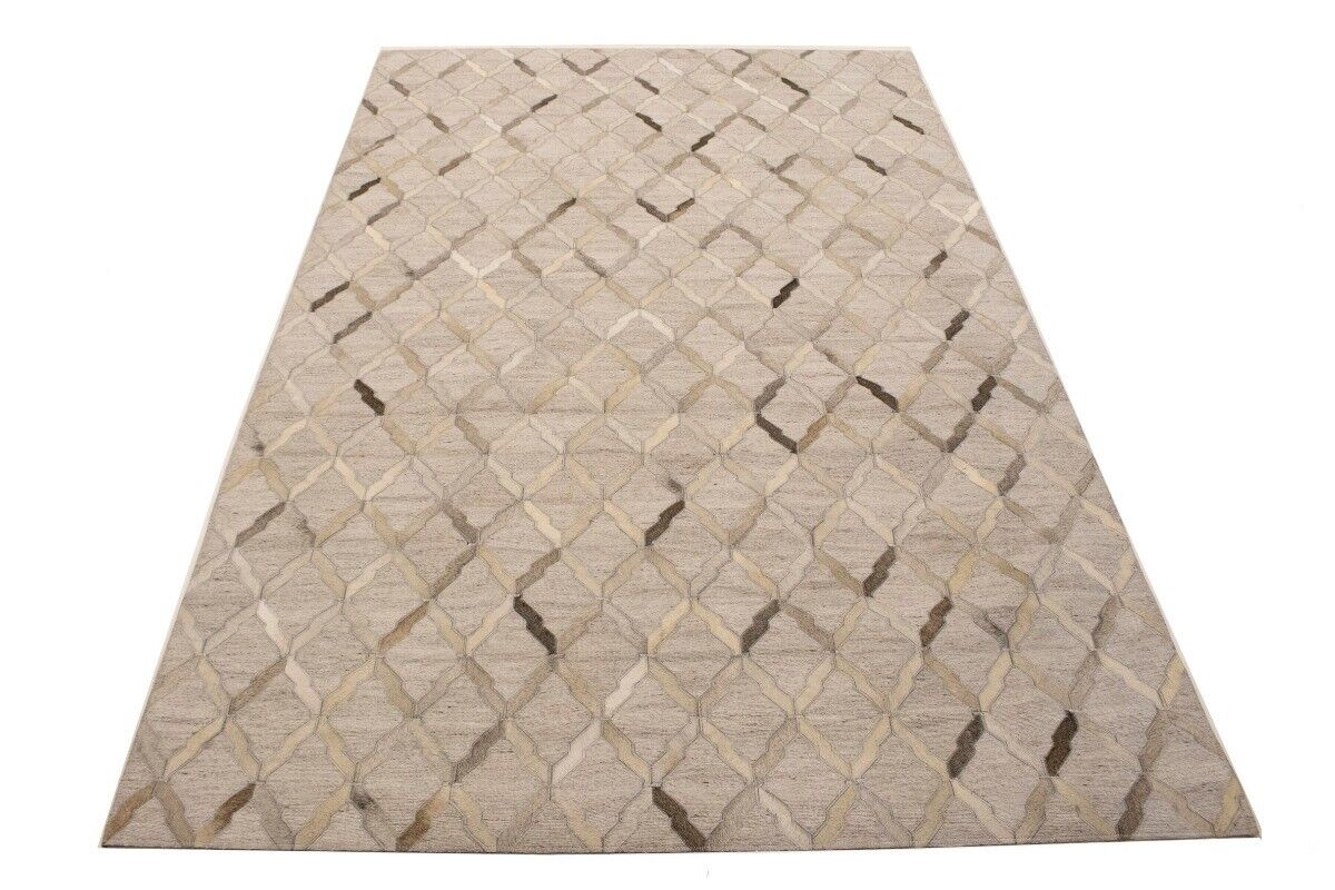 5X8 ft Handcrafted Silver Cowhide Rug