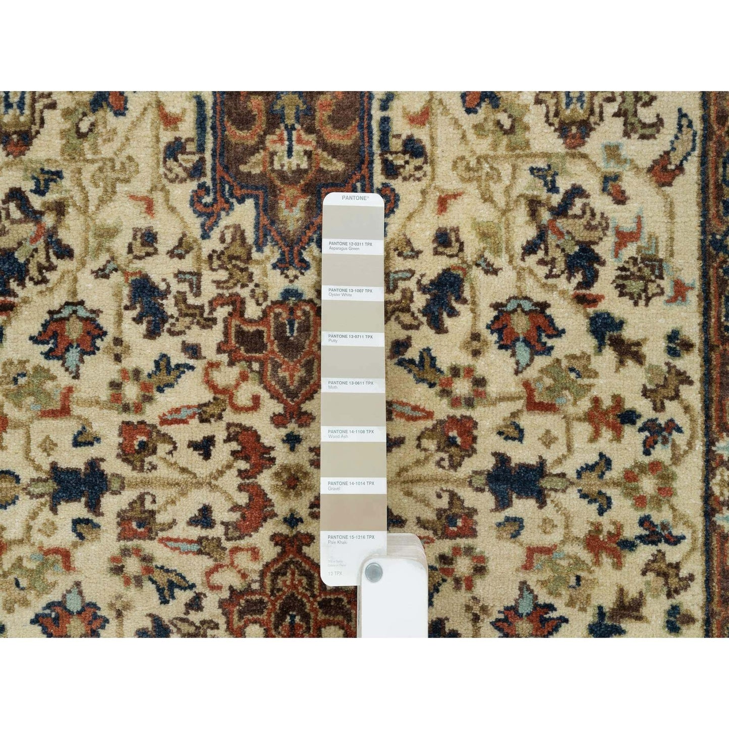2'7"X10'3" Beige Antiqued Heriz Re-Creation Wool Hand Knotted Runner Rug