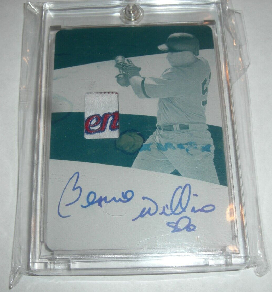Bernie Williams 2018 Immaculate Game Jersey Auto
