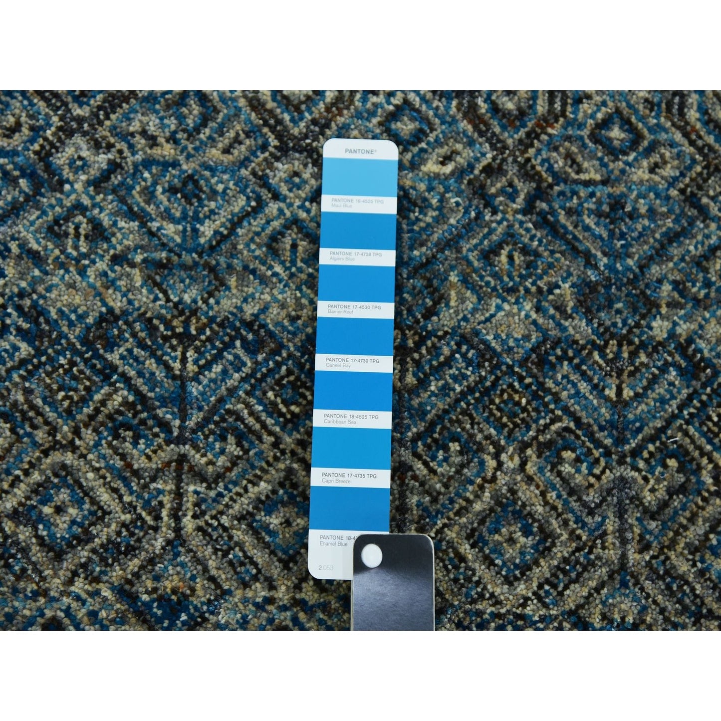 2'6"X12' Blue Kohinoor Herrita Design 100% Wool Hand Knotted Runner Rug