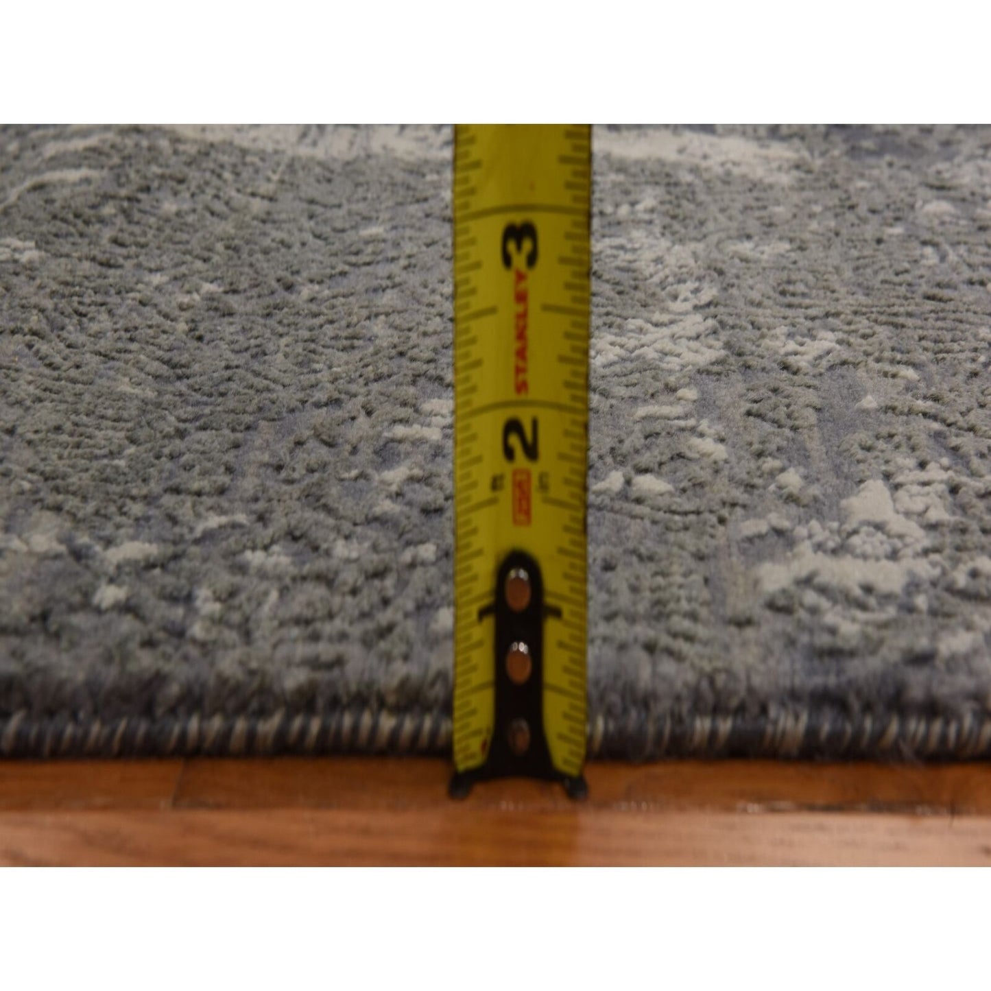 6'1"X9'2" Sonic Gray Jewelry Design Wool And Silk Hand Knotted Modern Rug