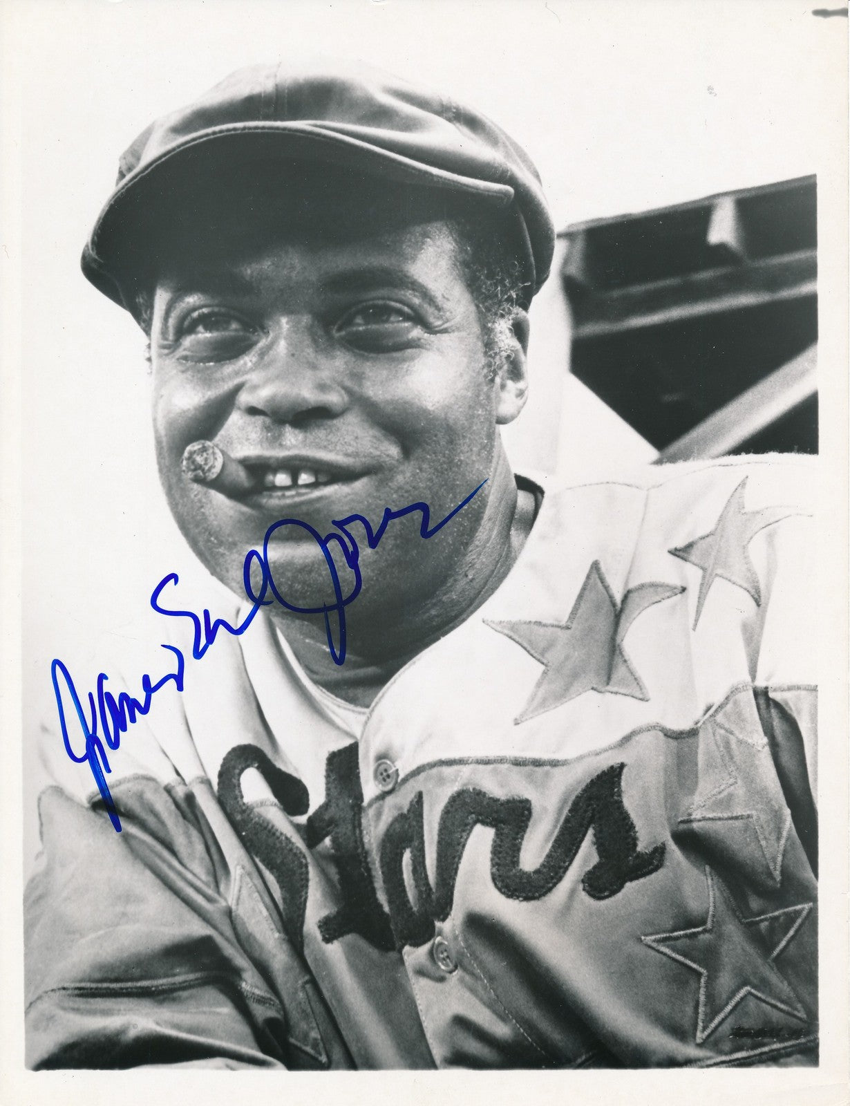 James Earl Jones Signed/Autographed 8X10 B/W Photo Bas/Beckett 198907