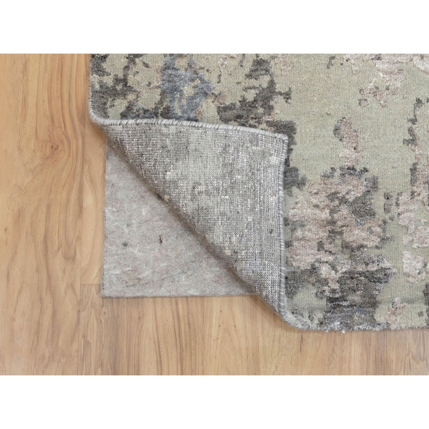 2'8"X10' Gray Abstract Design Wool And Silk Runner Hand Knotted Rug
