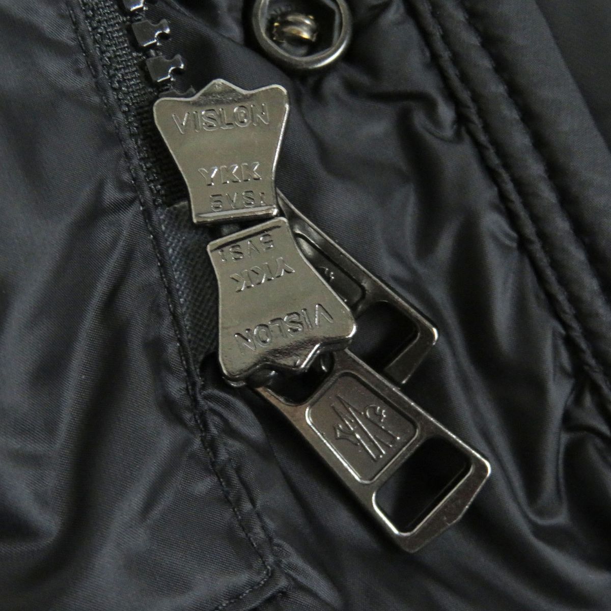 Moncler Blouson Main