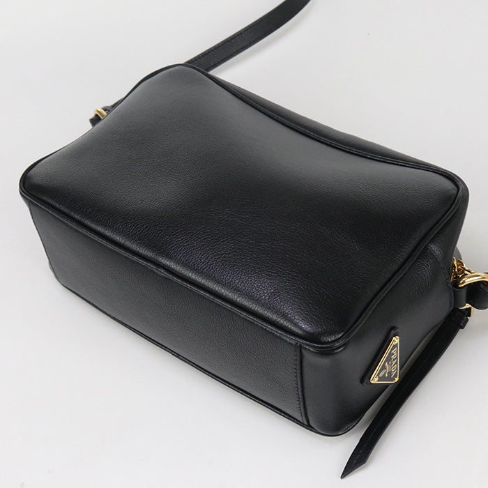 Prada 1Bh089 Shoulder Bag Logo Embossing Camera Bag Leather Black Women(Unisex)