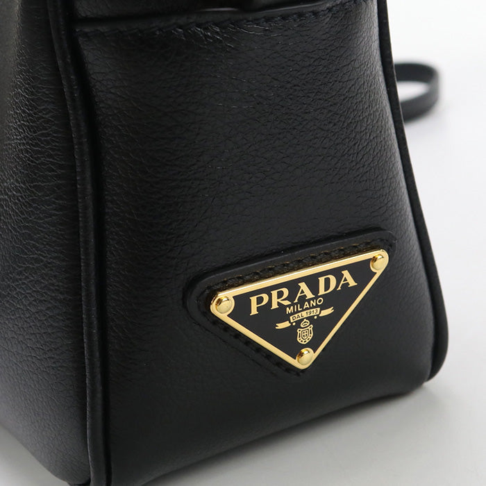 Prada 1Bh089 Shoulder Bag Logo Embossing Camera Bag Leather Black Women(Unisex)