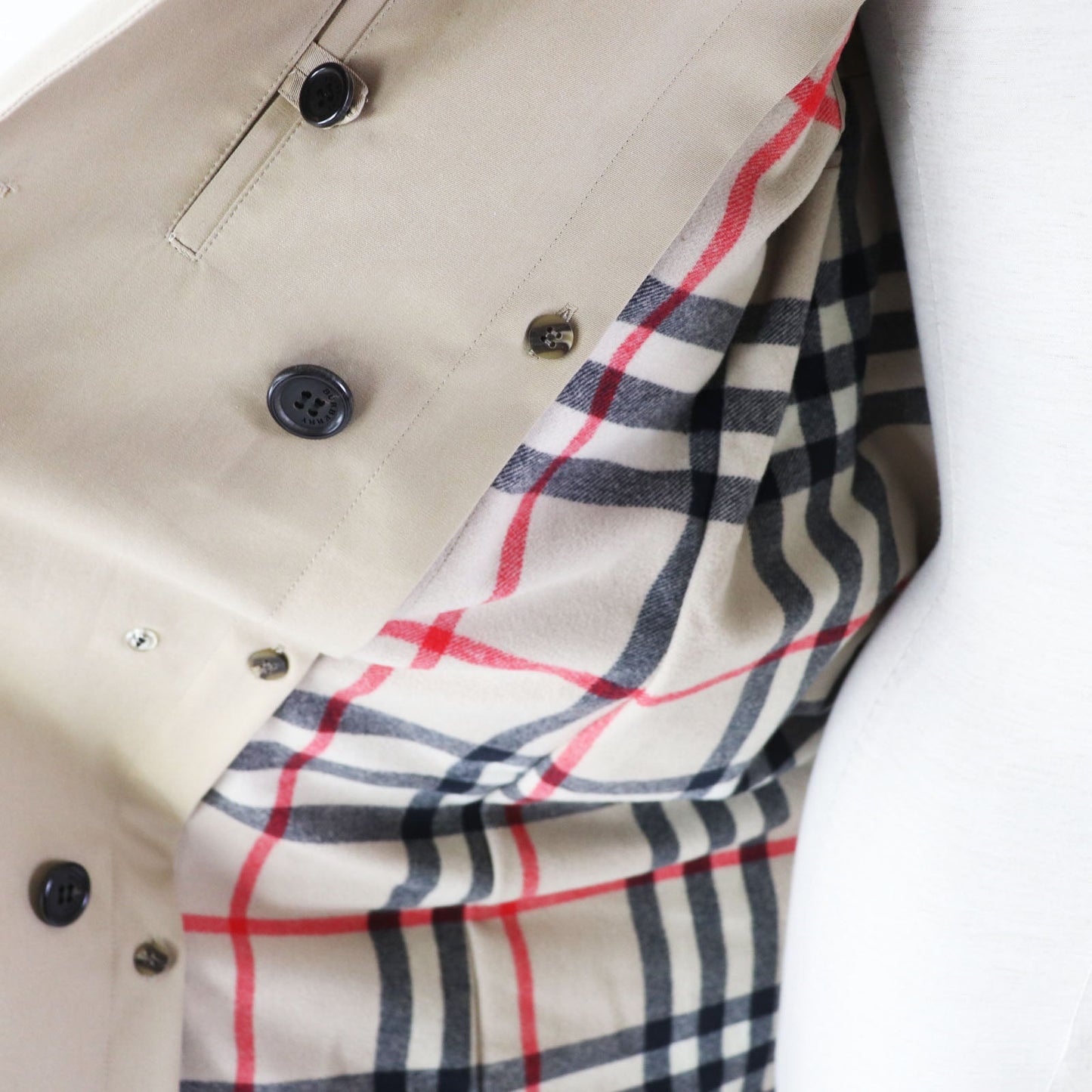 Burberry London Trench Coat B1A83-100-51 Outer