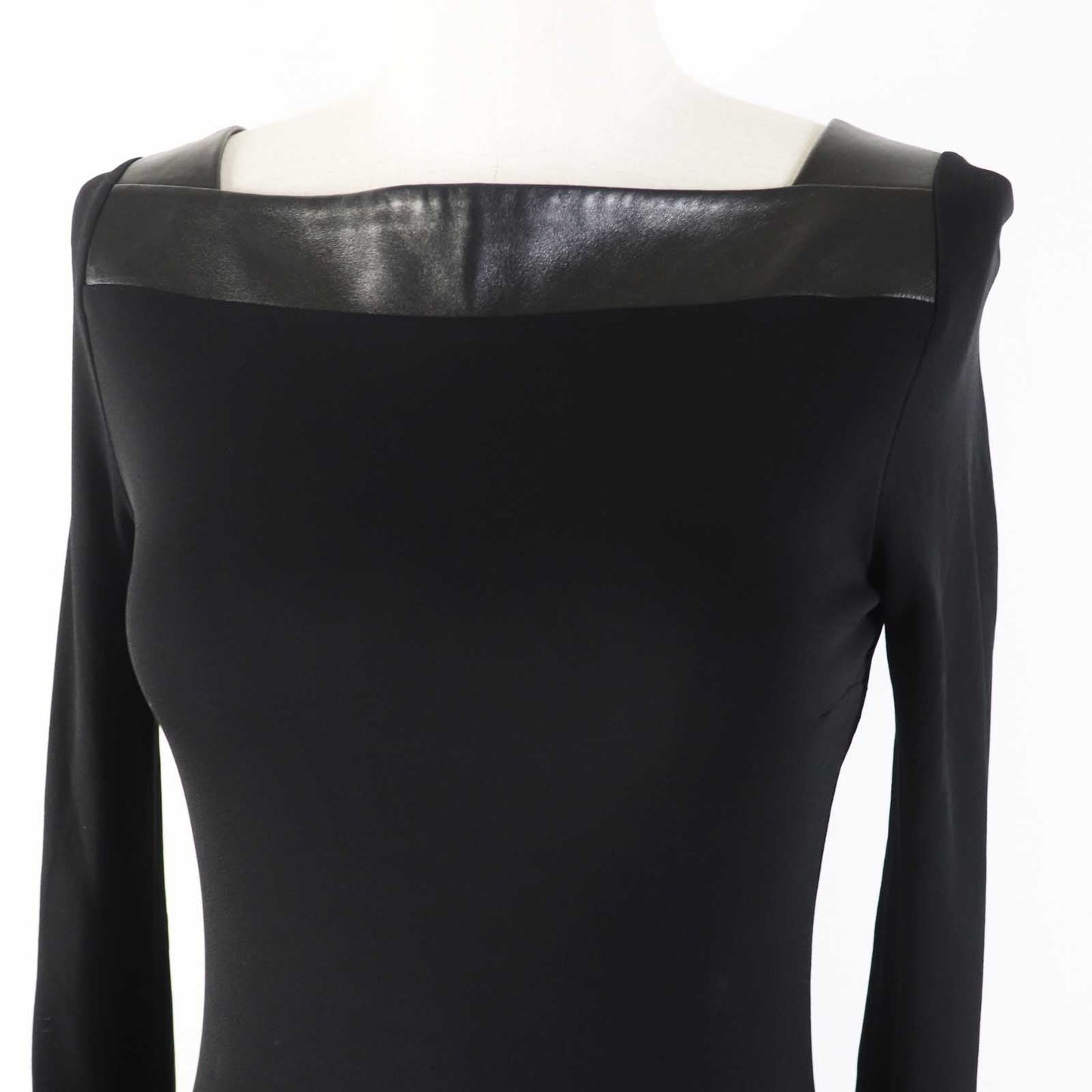 Gucci One Piece 364339 Outer