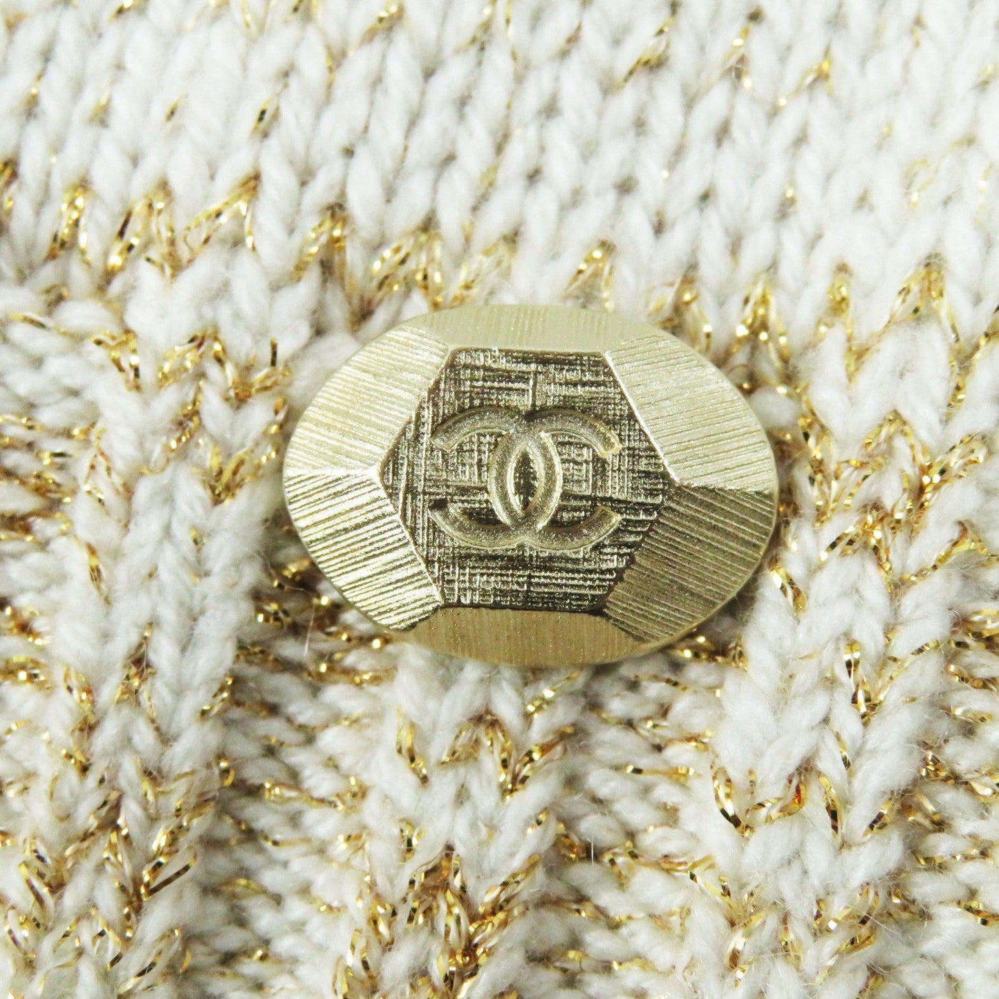 Chanel Knit 19A P61696 Main
