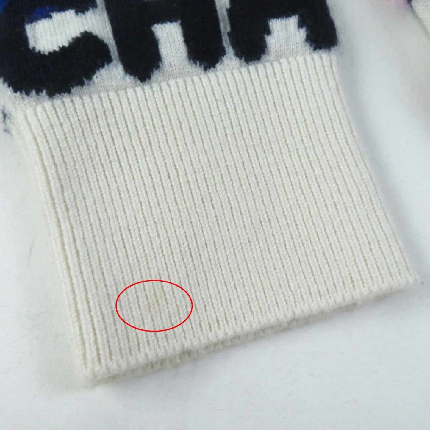 Chanel Knit P71599 Main