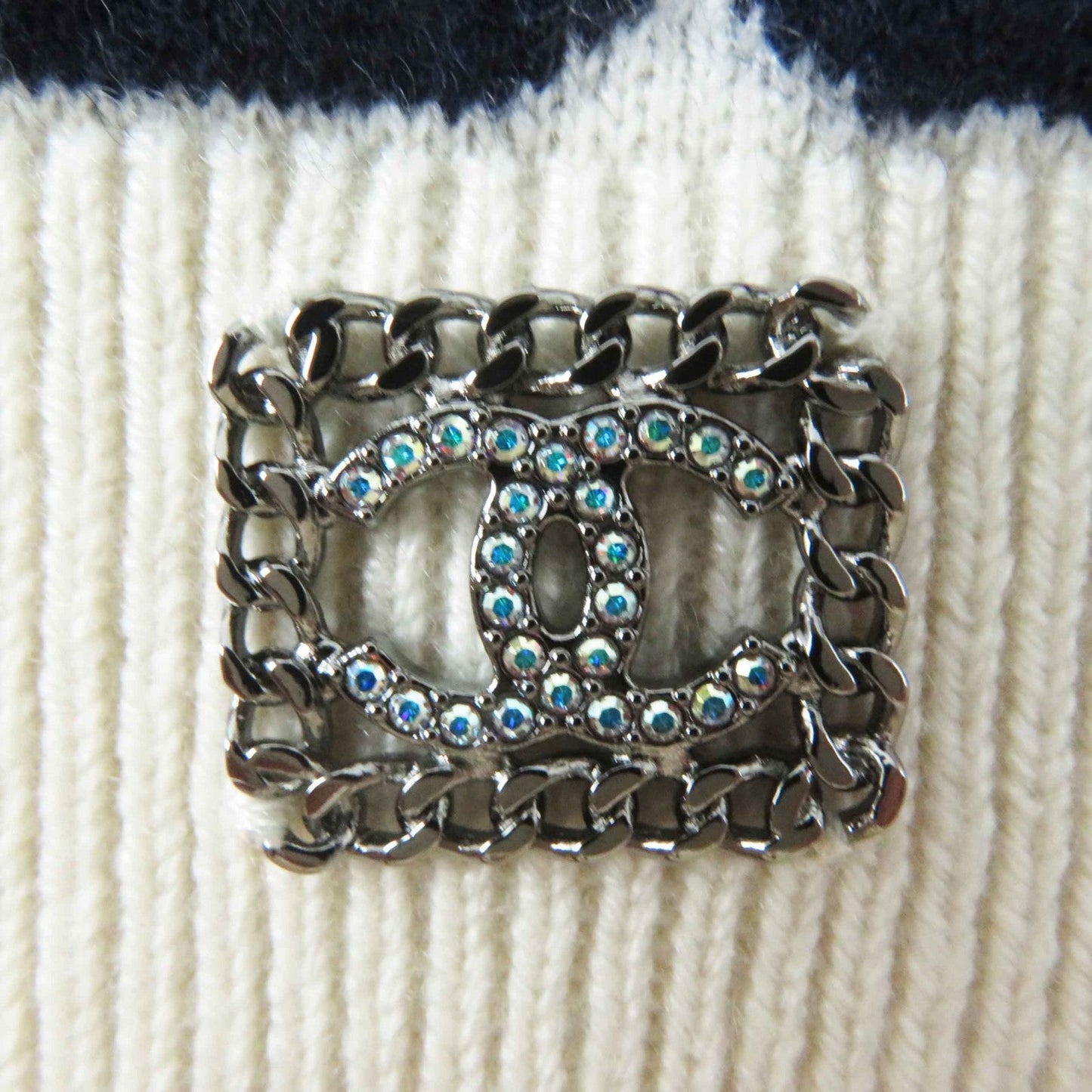 Chanel Knit P71599 Main
