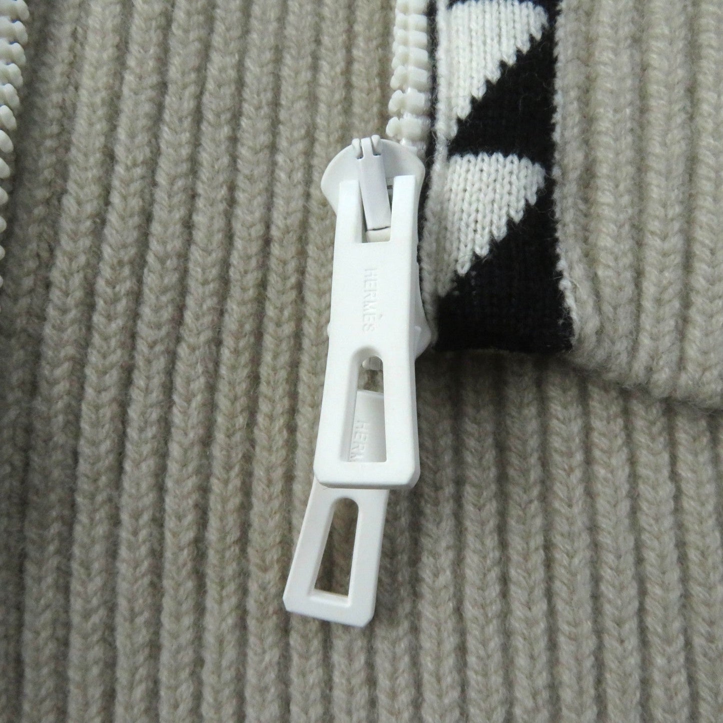 Hermes Vest 3H2841Dj Outer