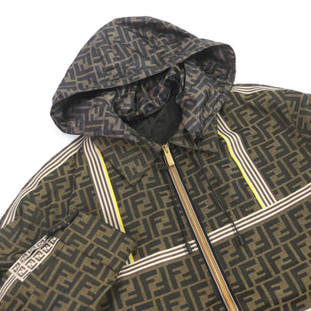 Fendi Mountain Hoodie Fw0956 Outer Material