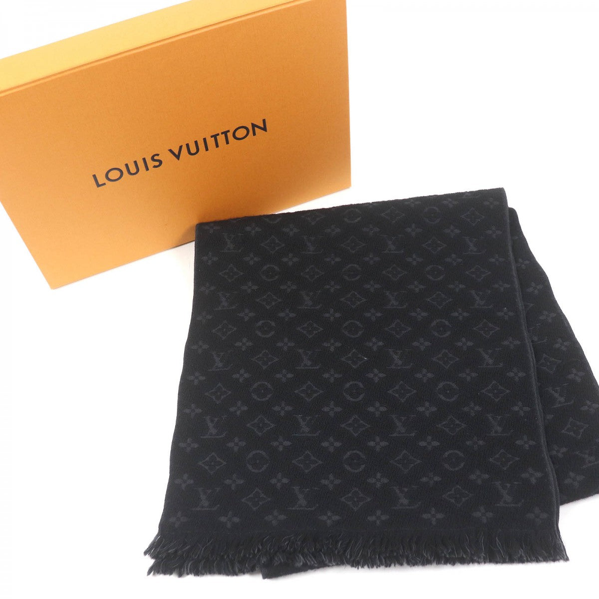 Louis Vuitton Scarf M70520 Main