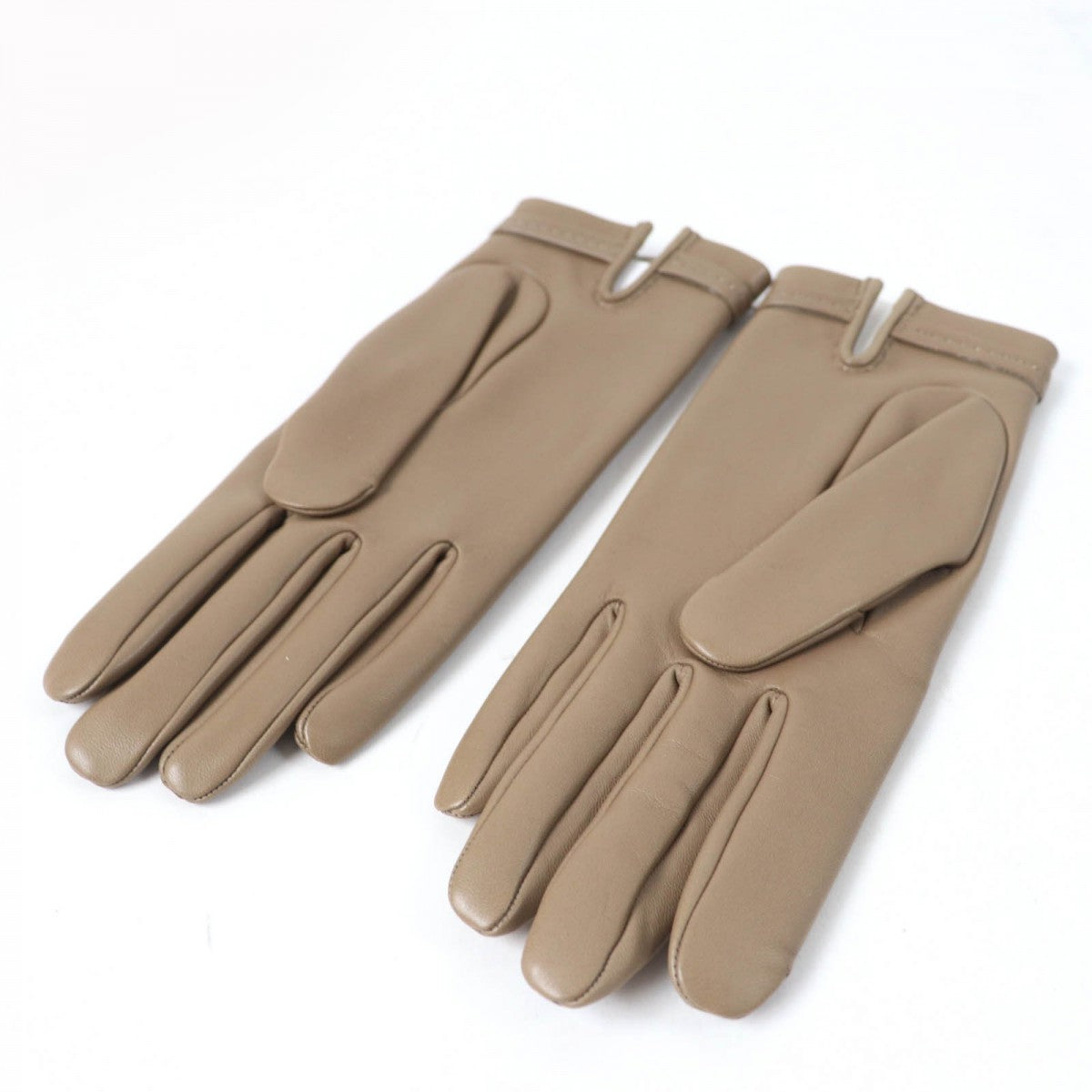 Hermes Gloves Main
