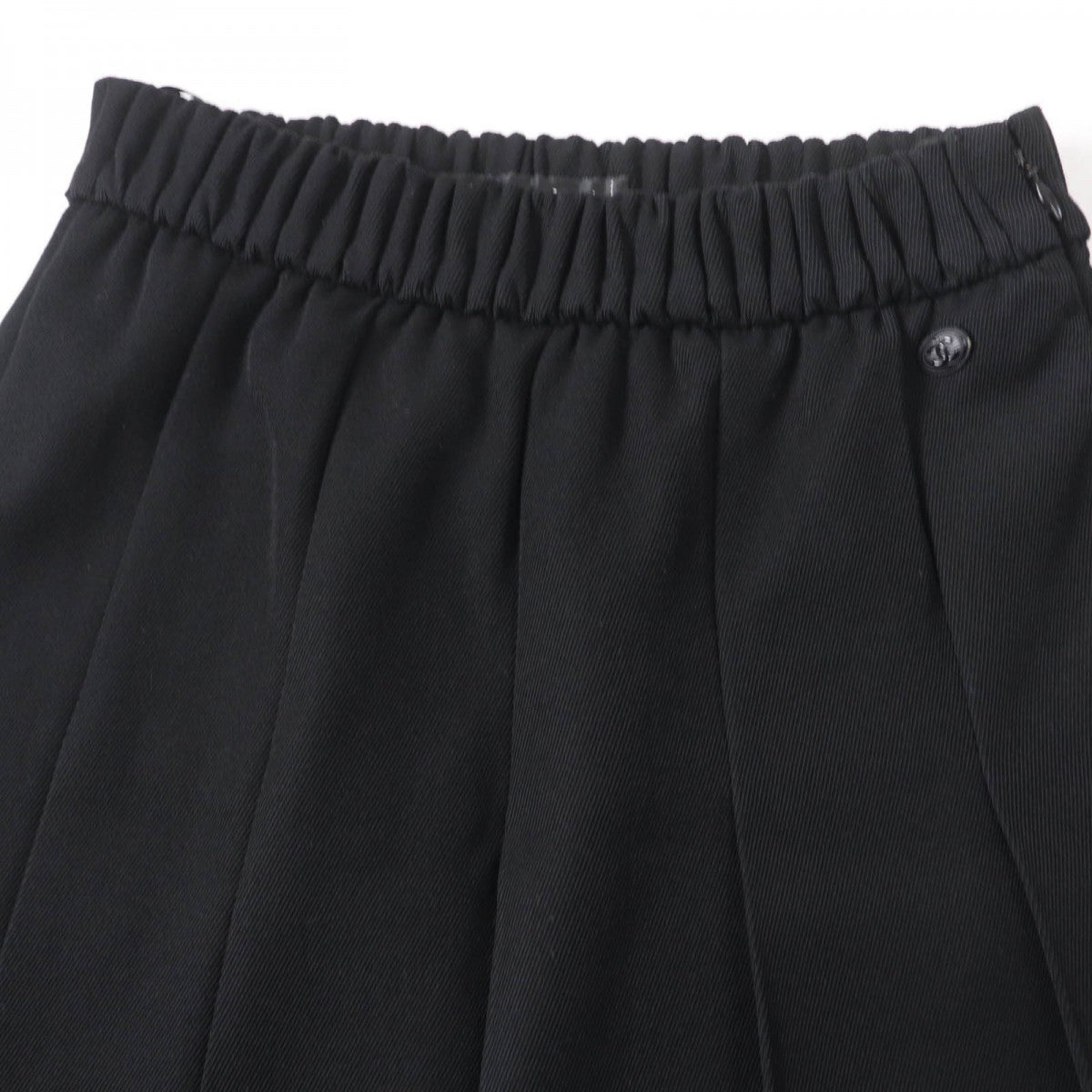 Chanel Pleated Skirt P46707V34279 Main