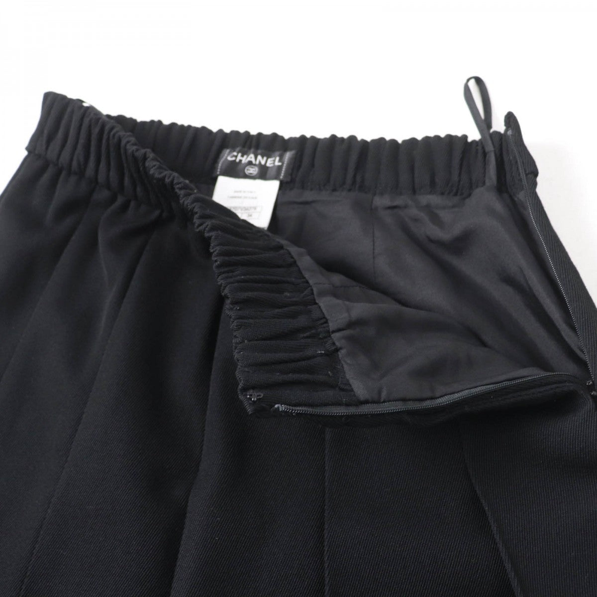 Chanel Pleated Skirt P46707V34279 Main