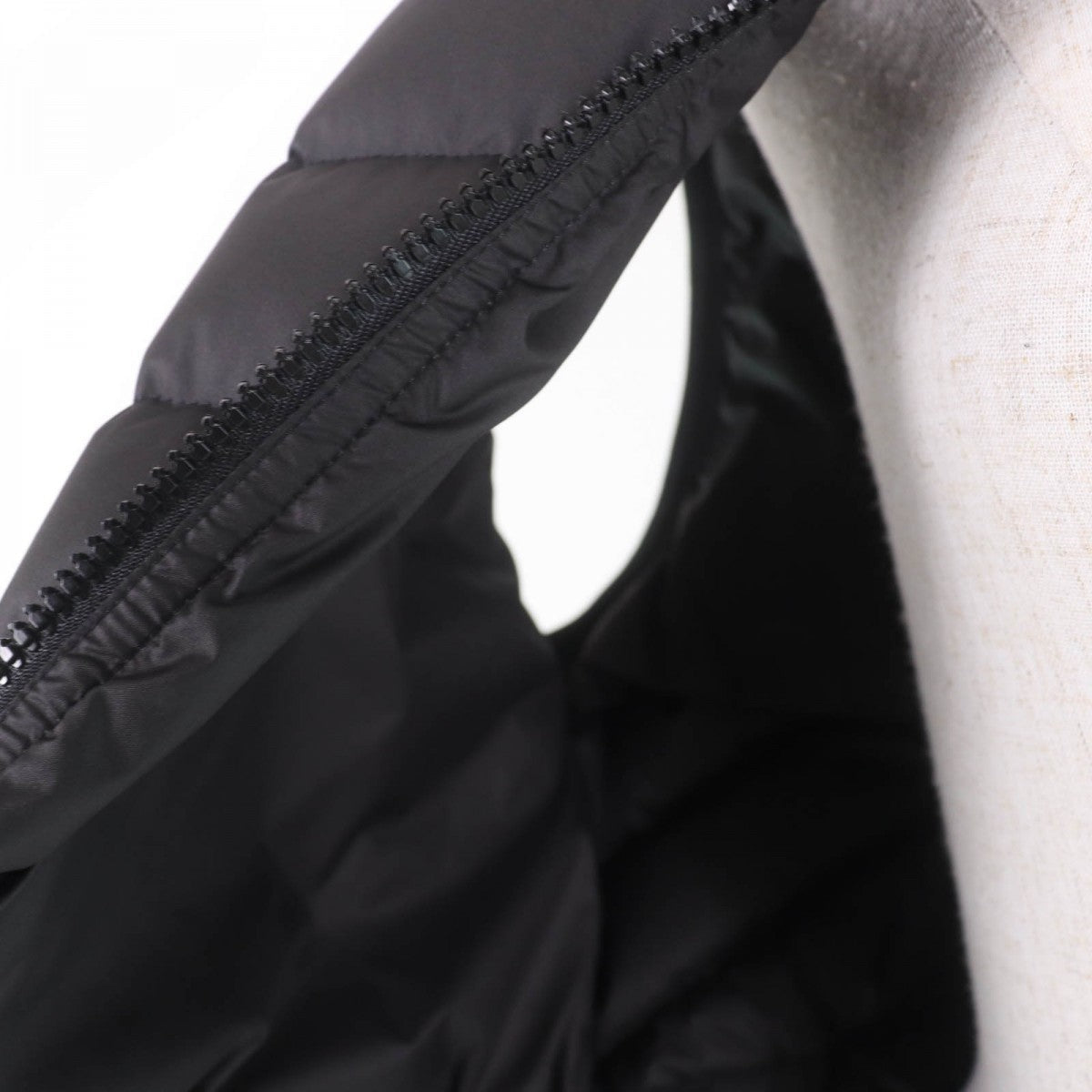 Hermes Down Vest 3H0156Da Main