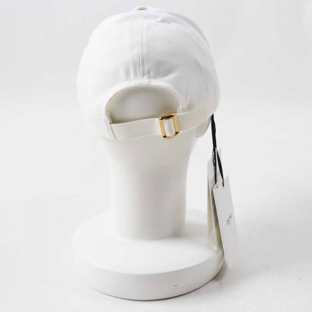 Celine Cap 2Aun1969P Main