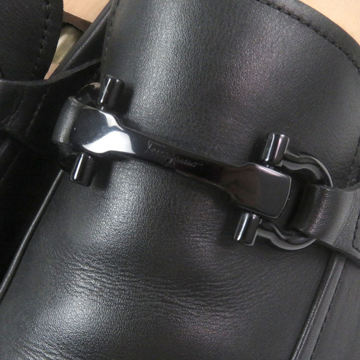 Salvatore Ferragamo Loafers Leather Black 7.5