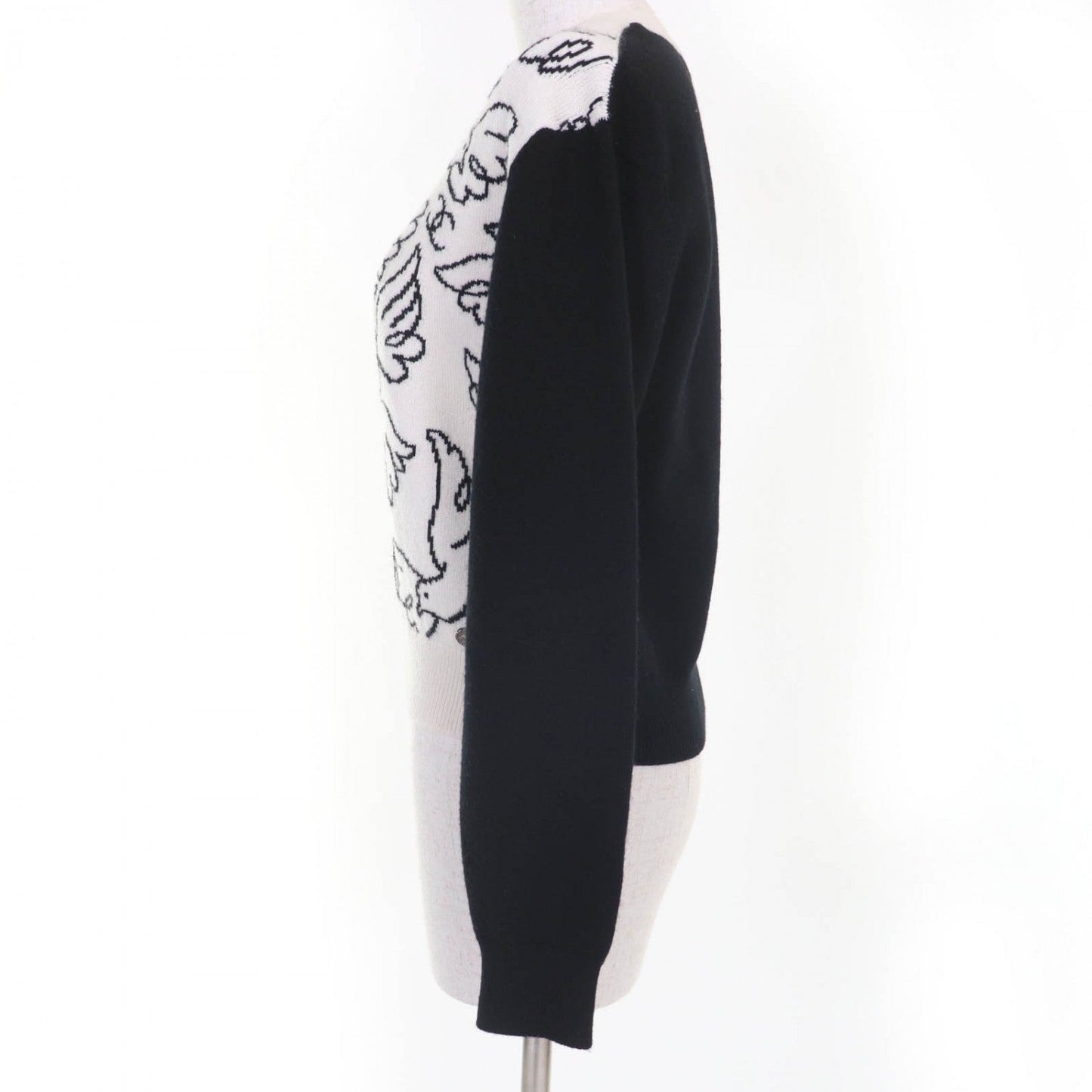 Chanel Knit 22C P72116K10346 Cashmere White Black 34