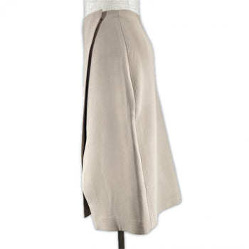 Fendi Skirt Fq7250 Viscose (Rayon) Beige 36