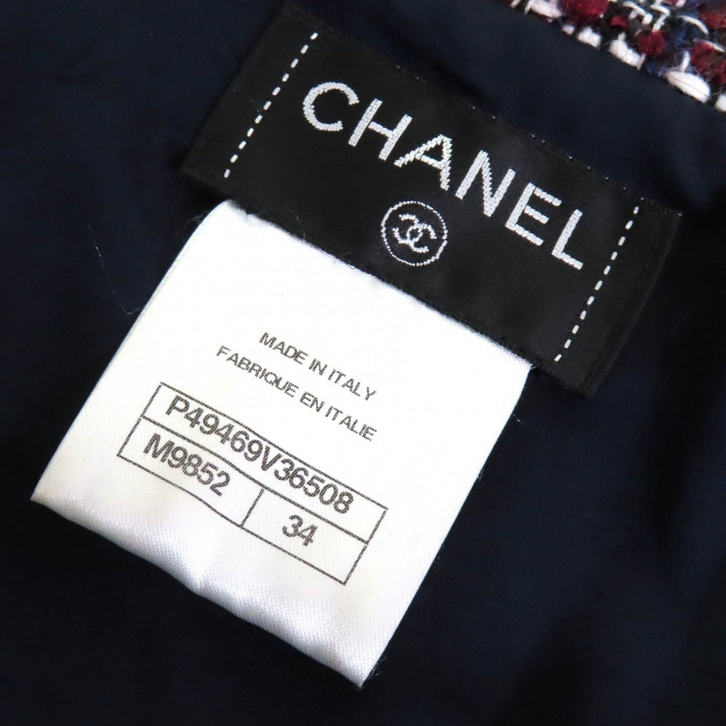 Chanel Jacket P49469 Wool Red Navy Black White 34