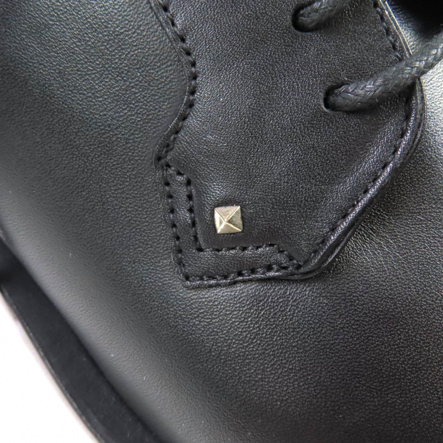 Valentino Garavani Leather Shoes Leather Black 37