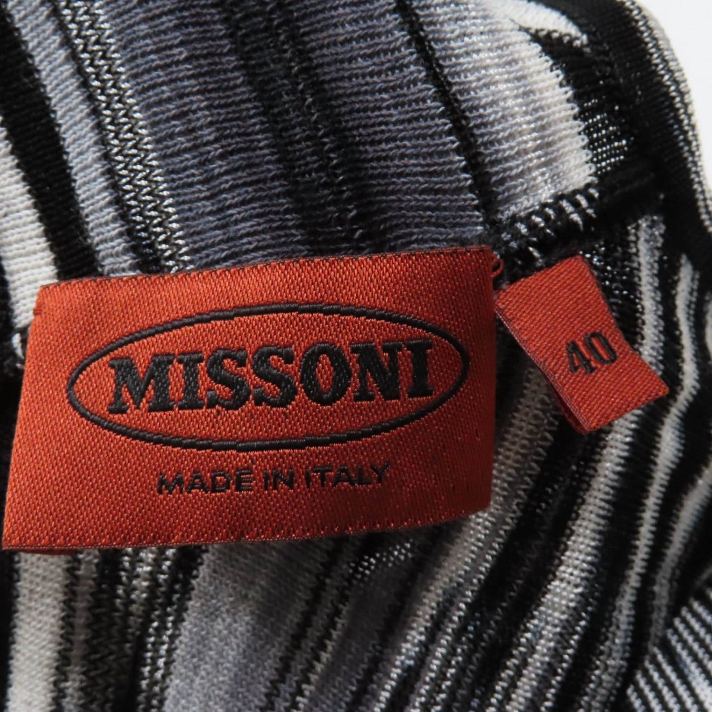 Missoni Ensemble Rayon Black Cardigan 38/Tops 40