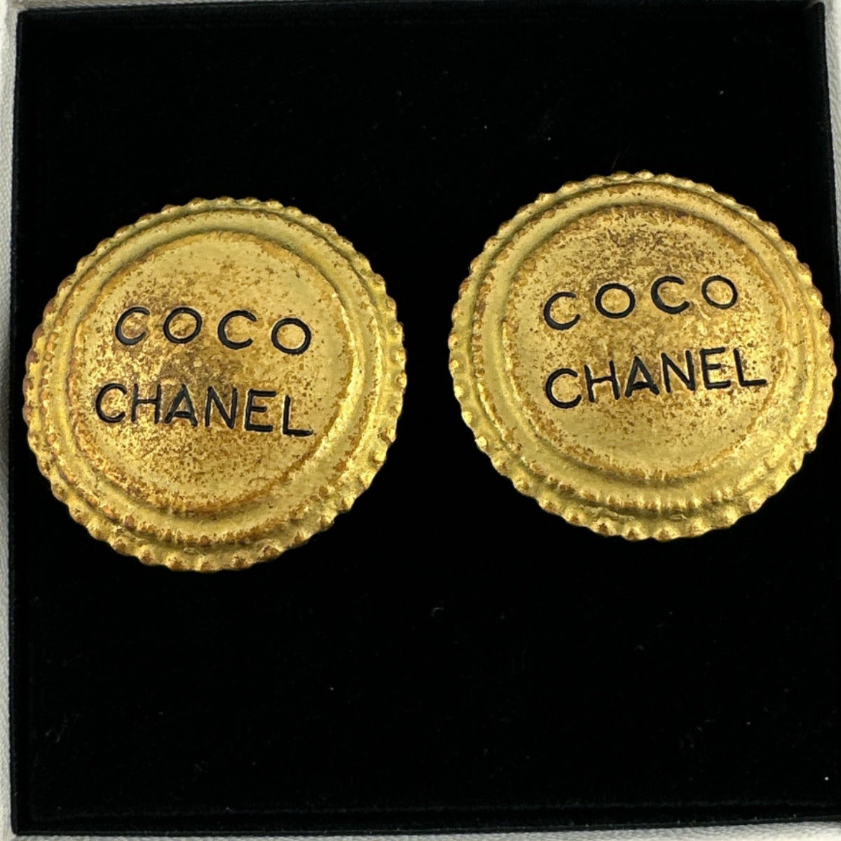 Chanel Earring Metal Gold Logo Earring Vintage Circle Women